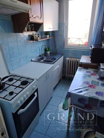 Apartament cu 2 camere semidecomandat, mobilat în Mănăștur