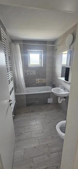 Apartament cu 2 camere decomandat în Avantgarden