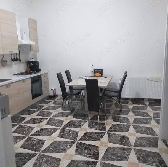 Locuin?a spa?ioasa ?i eleganta in inima ora?ului, zona P-ta Unirii - 1