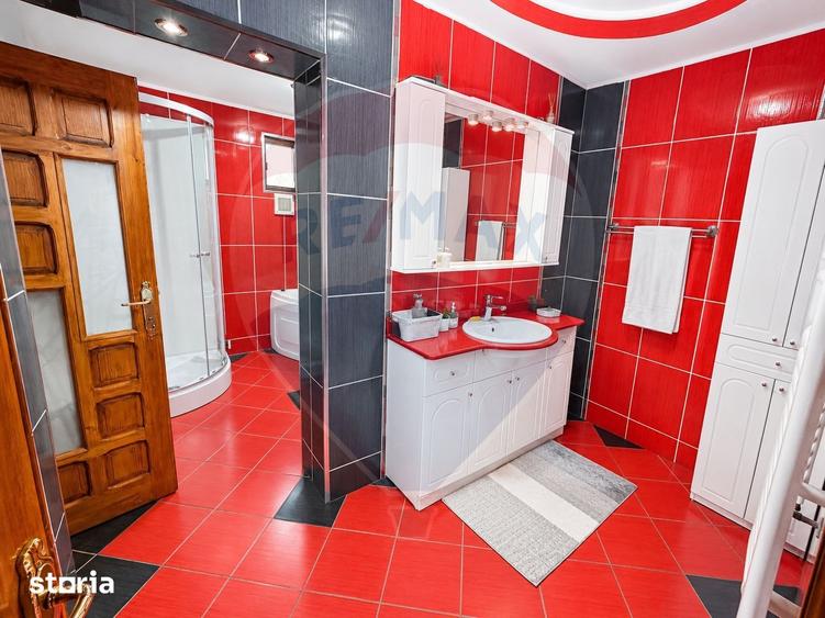 Casă cu Teren 1010 Mp în Periș