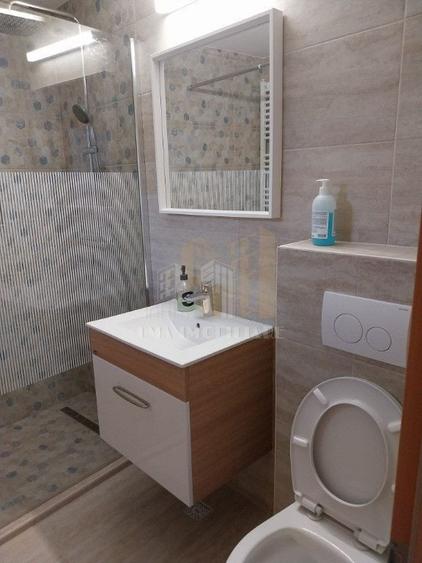 Casă cu 2 camere cu Teren 317 Mp în Schei