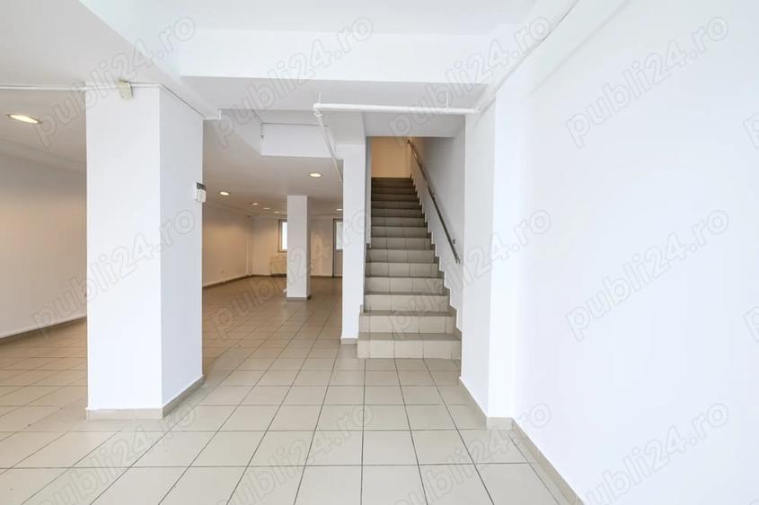 Spațiu comercial, de 342 mp, în Delfinariu