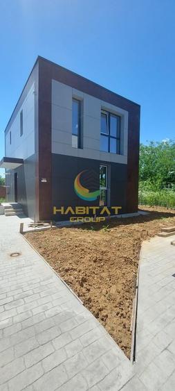 Casă individuală cu 3 camere cu Canalizare în Sud-Est