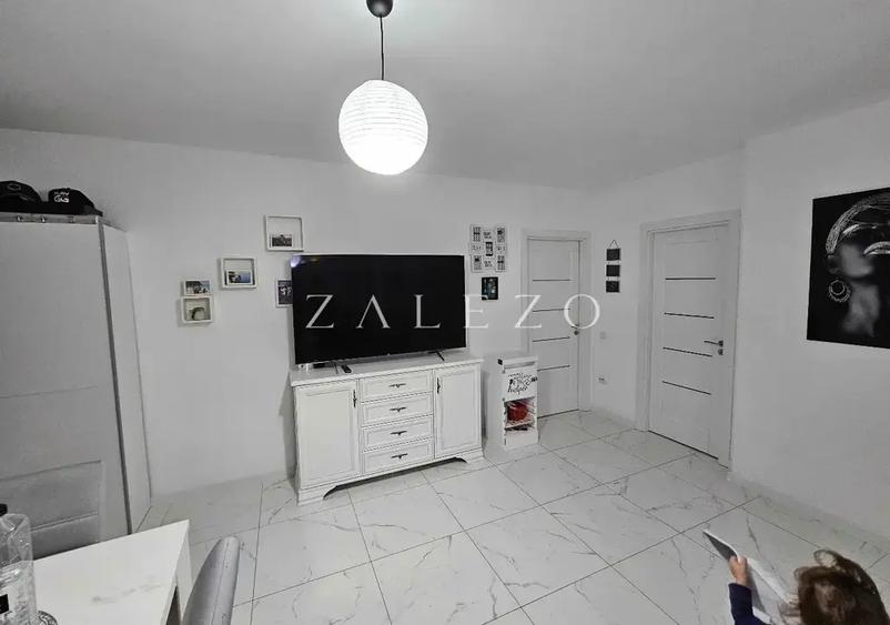 Apartament cu 3 camere decomandat, mobilat în Cetății