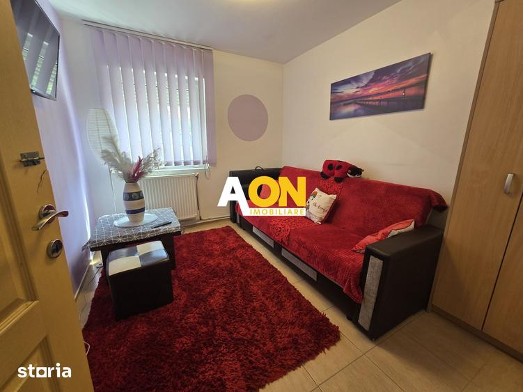 Apartament cu 3 camere decomandat în Cetate