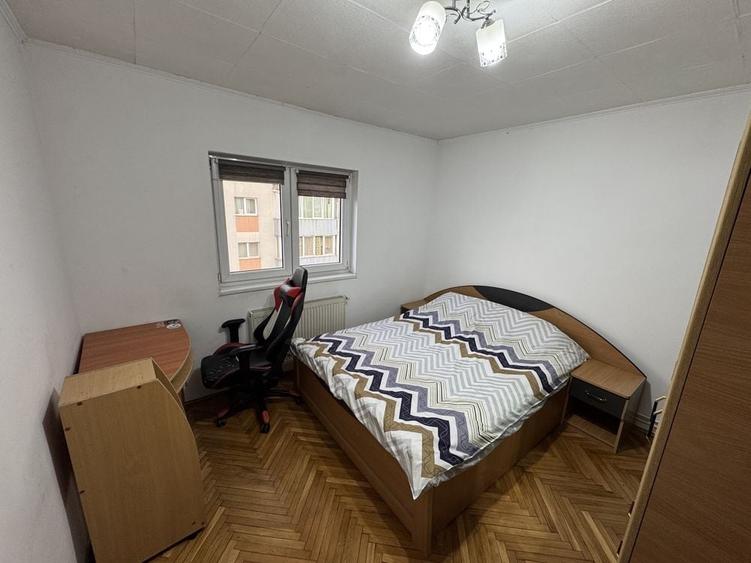 Apartament cu 3 camere decomandat în Mărăști