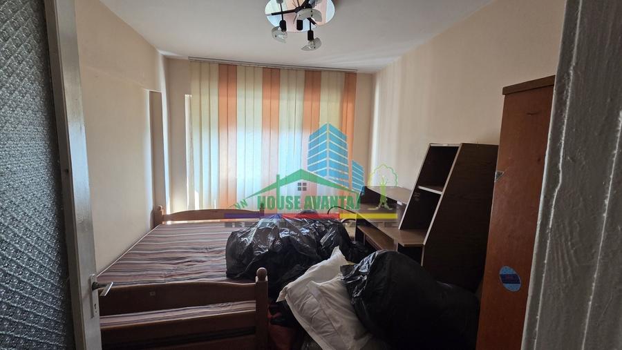 Apartament cu 3 camere decomandat, mobilat în Ultracentral