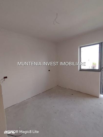 Casă cu 4 camere cu Teren 308 Mp în Moșoaia