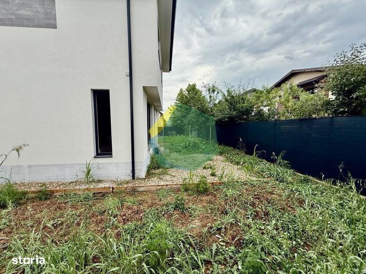Casă cu 4 camere în Odăile