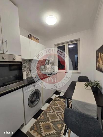 Apartament cu 2 camere semidecomandat, mobilat în Romană
