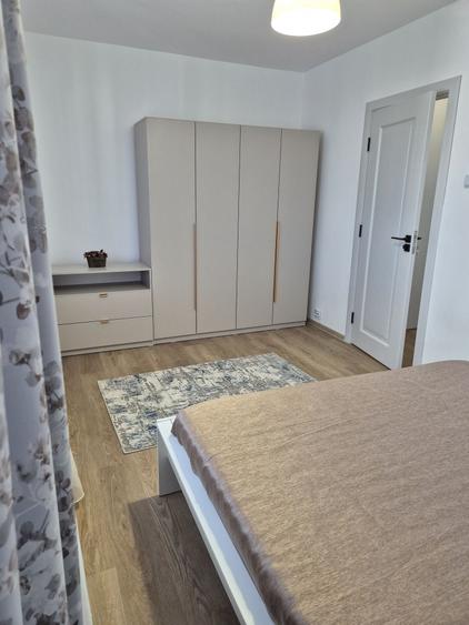 Apartament cu 2 camere semidecomandat în Drumul Carului