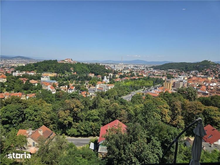 Apartament cu 3 camere în Schei