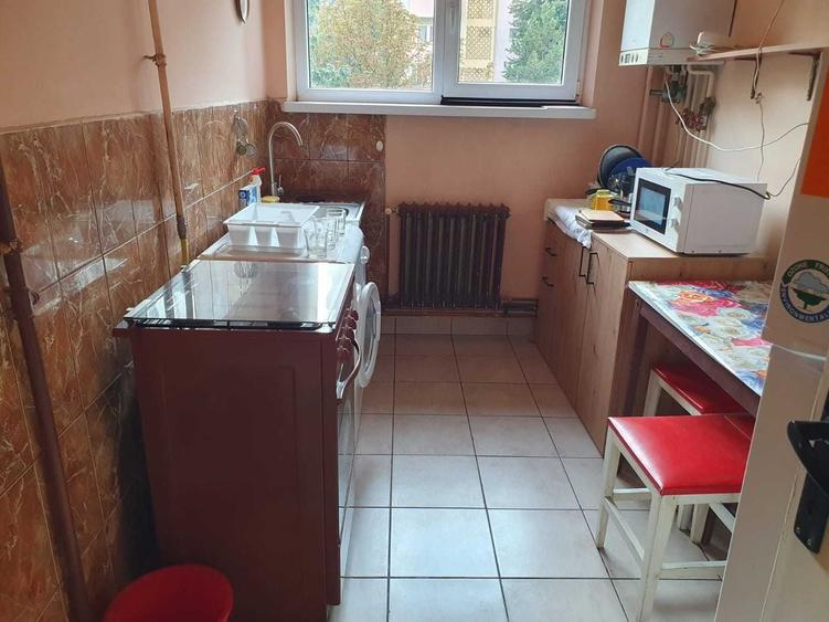 Apartament cu 2 camere decomandat în Florești