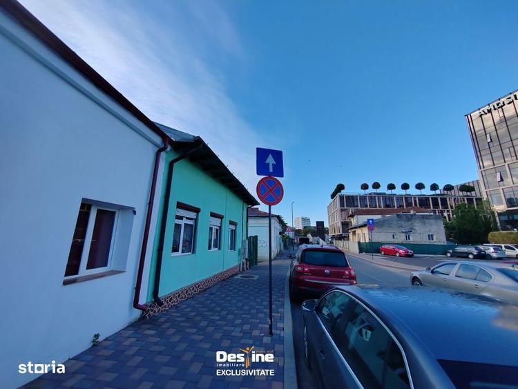 Casă cu 5 camere cu Teren 180 Mp în Central