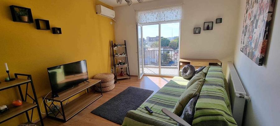 Apartament cu 2 camere decomandat în Obor