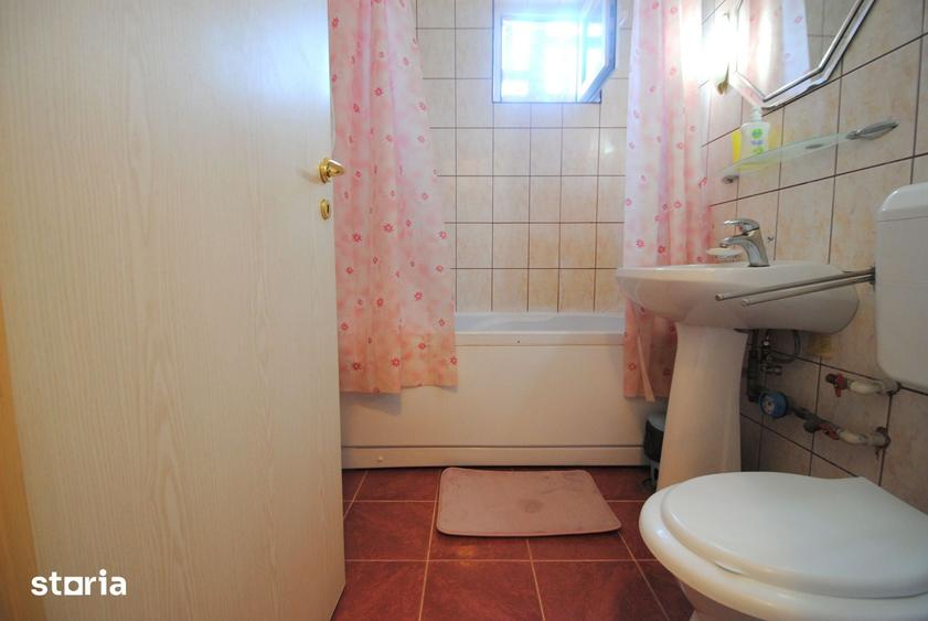 Apartament cu 3 camere de vanzare, in zona Medicina - 7