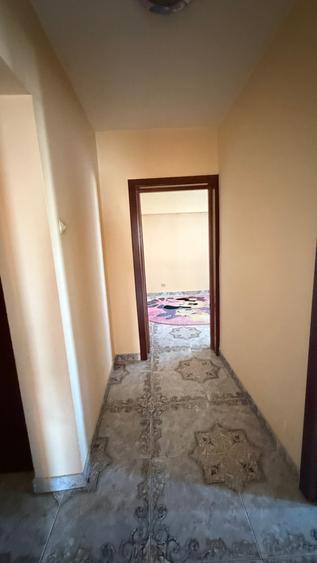 Apartament cu 4 camere decomandat în P-ța Muncii