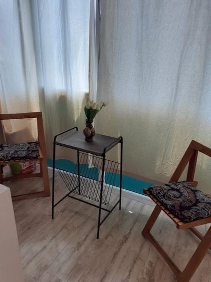 Apartament cu 4 camere decomandat în Berceni