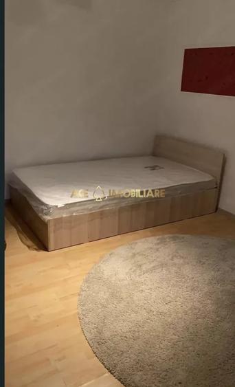 Apartament cu 4 camere decomandat în Bucureștii Noi