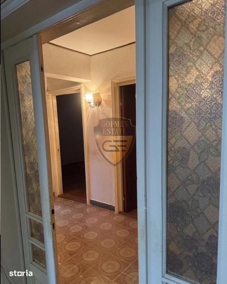 Apartament cu 3 camere decomandat în Tomis II