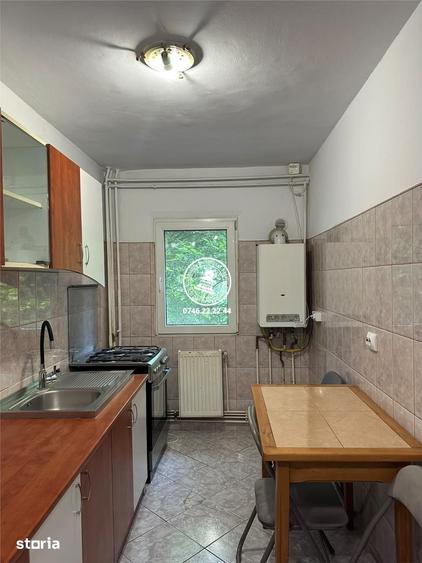 Apartament cu 2 camere decomandat în Gară