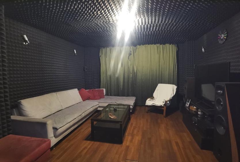 Apartament cu 3 camere decomandat, mobilat în Murfatlar
