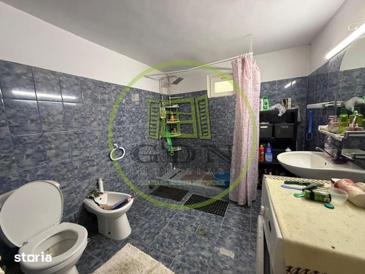 Casă cu 4 camere decomandat cu Teren 547 Mp în Matei Basarab