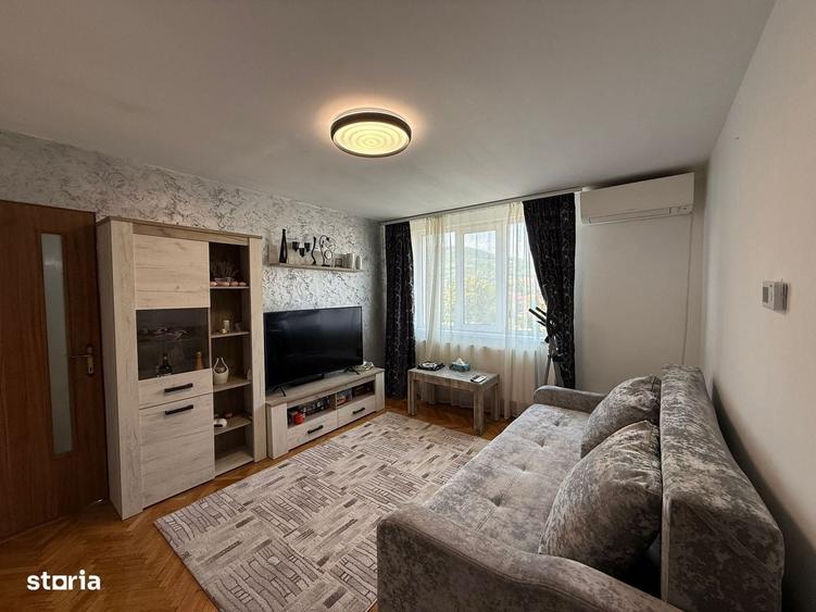 Apartament cu 3 camere în Deve