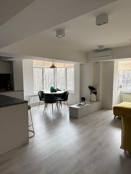 Apartament cu 2 camere decomandat în Unirii