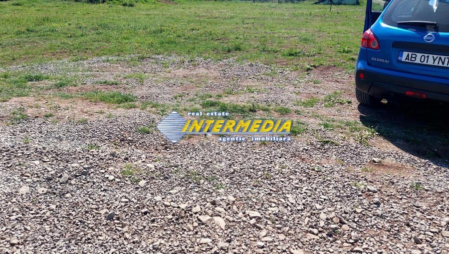 Teren Construcții intravilan de 450 mp, în Ampoi 3