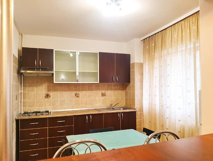 Apartament cu 2 camere decomandat în Ștefan cel Mare