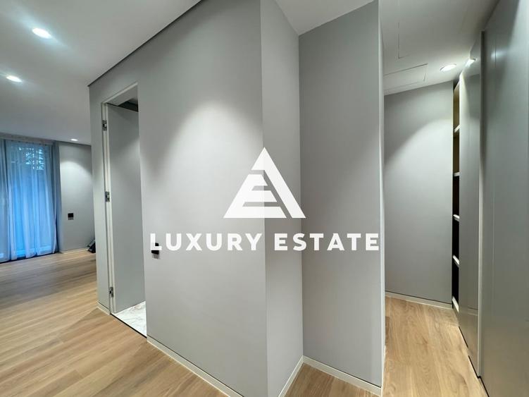 Apartament cu 4 camere decomandat în Primăverii