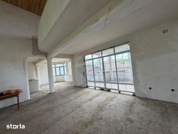 Proprietate spatioasa cu teren generos -in Buciumi /Somcuta Mare - 12