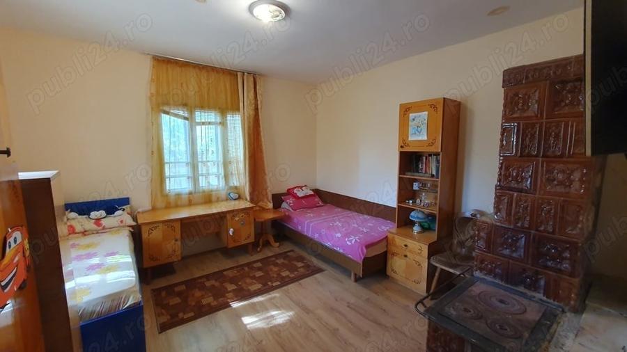 Casă cu 3 camere cu Teren 2871 Mp în Giubega