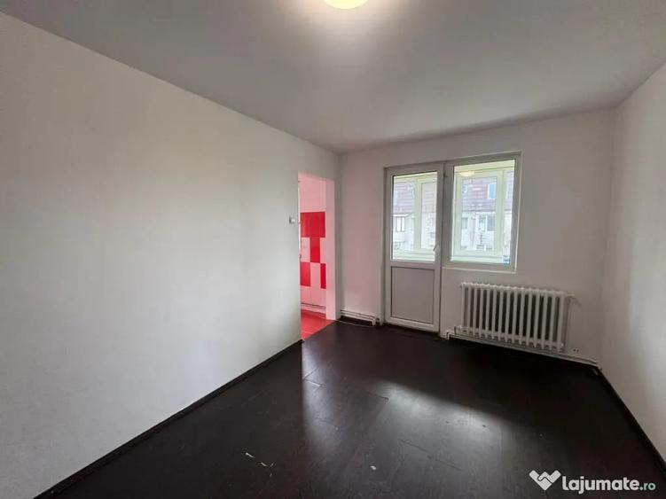 Apartament cu 2 camere semidecomandat în Ultracentral
