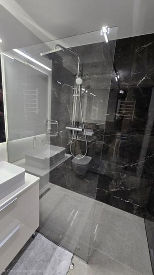 Apartament cu 2 camere decomandat în Universității