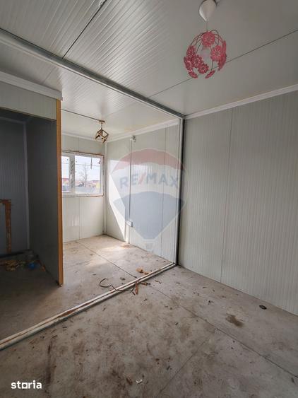 Casă cu 3 camere cu Teren 956 Mp în Bucovăț
