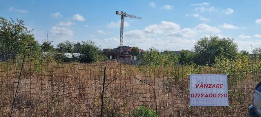 Teren Construcții intravilan de 8000 mp, în Nord-Vest