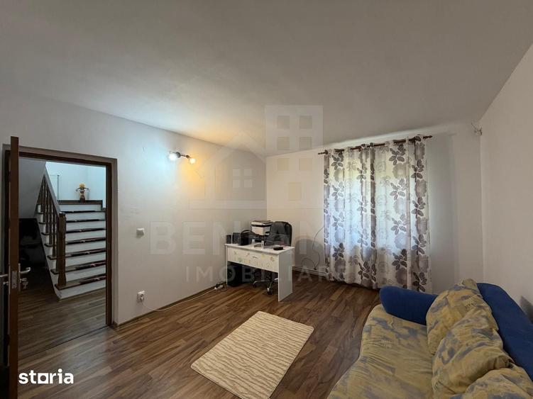 Casă cu 7 camere cu Teren 524 Mp în Bariera Vâlcii