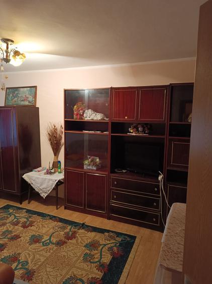 Apartament cu 2 camere decomandat în Lehnești