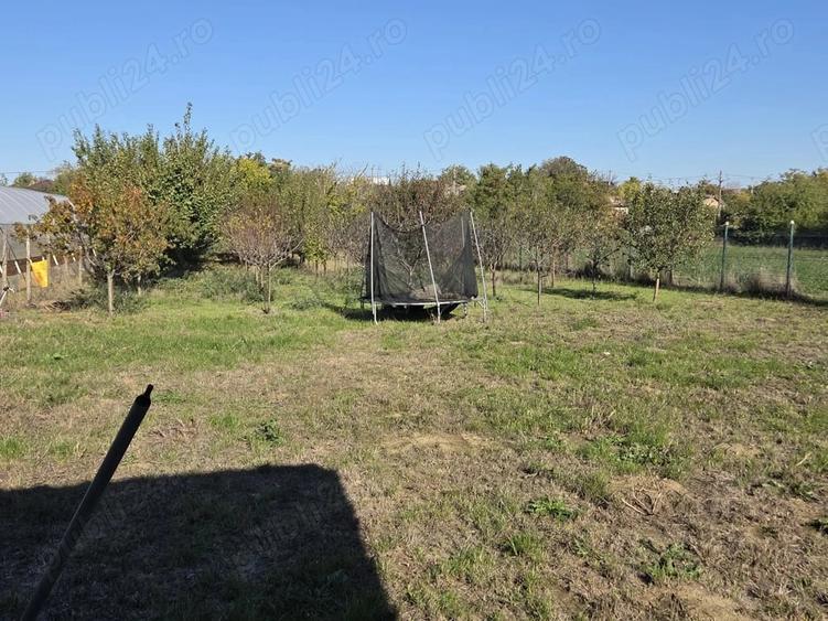 Casă cu 4 camere cu Teren 2000 Mp în Agighiol