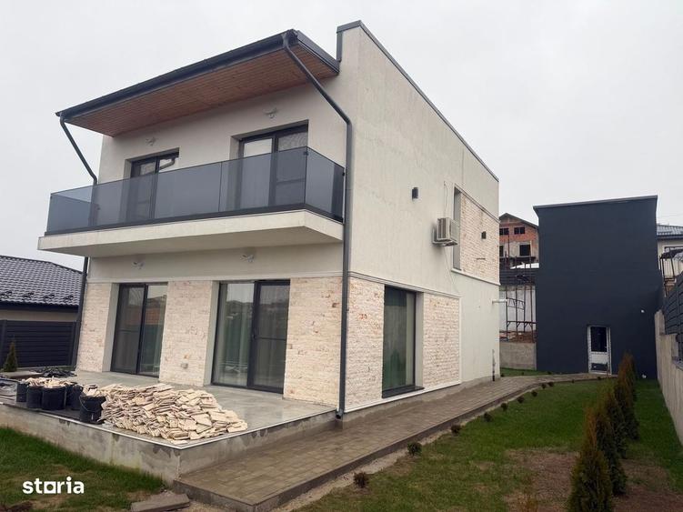 Casă cu 4 camere cu Teren 420 Mp în Miroslava