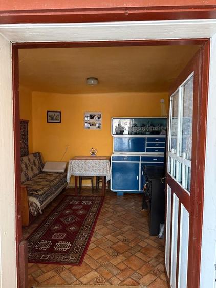 Casă cu 3 camere în Vețca