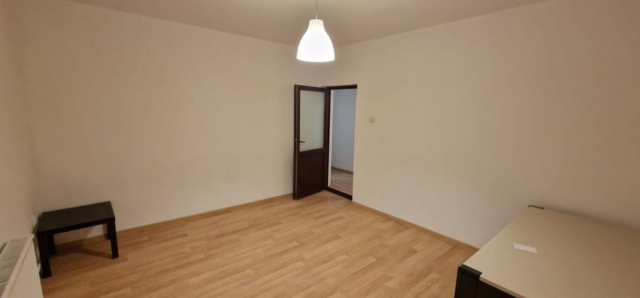 Casă individuală cu 4 camere cu Teren 130 Mp în Străulești