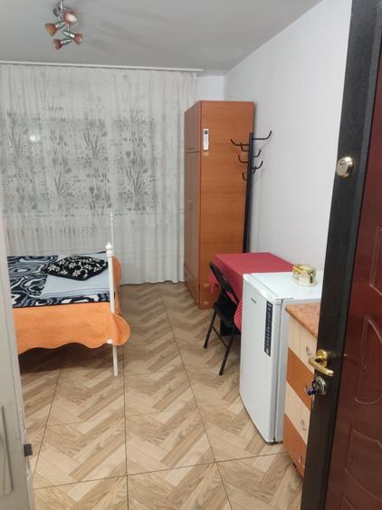 Garsonieră decomandată în Nicolina