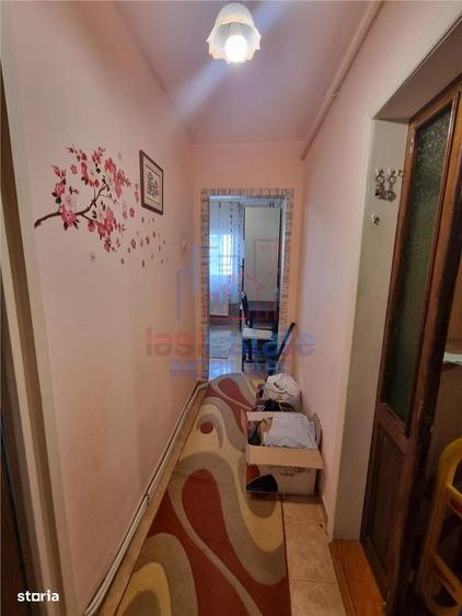 Apartament cu 2 camere decomandat în Alexandru cel Bun