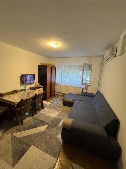 Apartament cu 2 camere semidecomandat, mobilat în Complex Studențesc