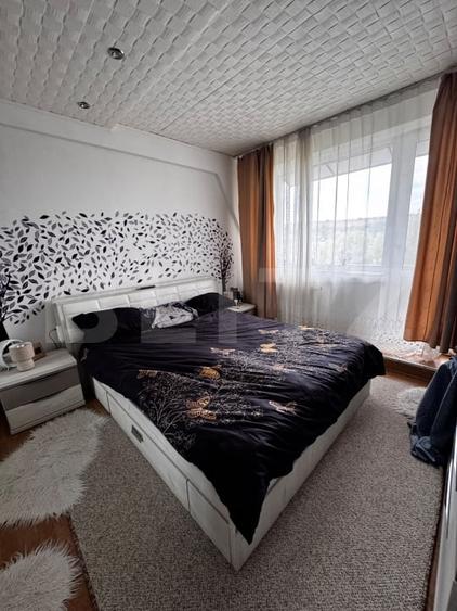 Apartament cu 4 camere decomandat, mobilat în Sud-Est