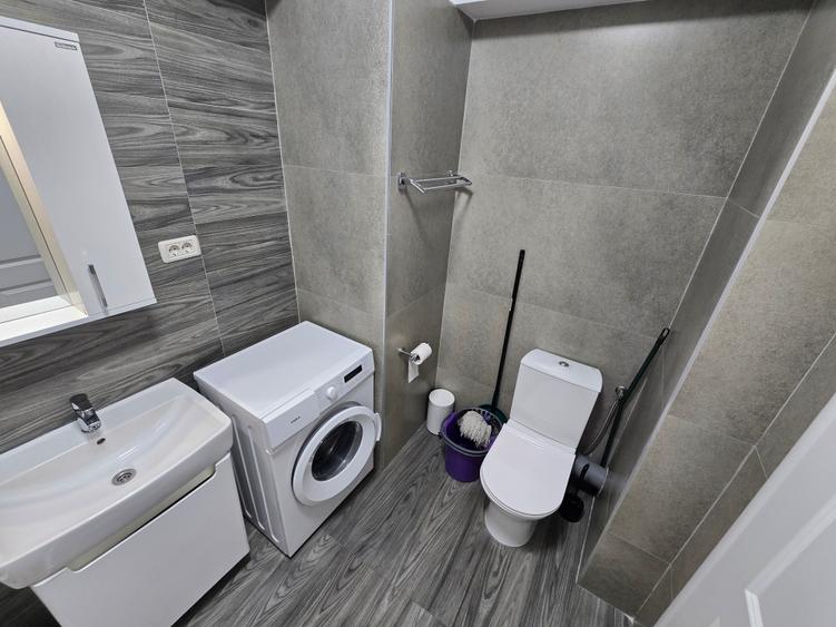 Apartament cu 2 camere semidecomandat în 13 Septembrie