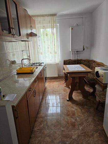 Apartament cu 2 camere decomandat în Corunca